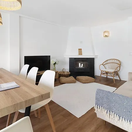 My House אספוסנדה